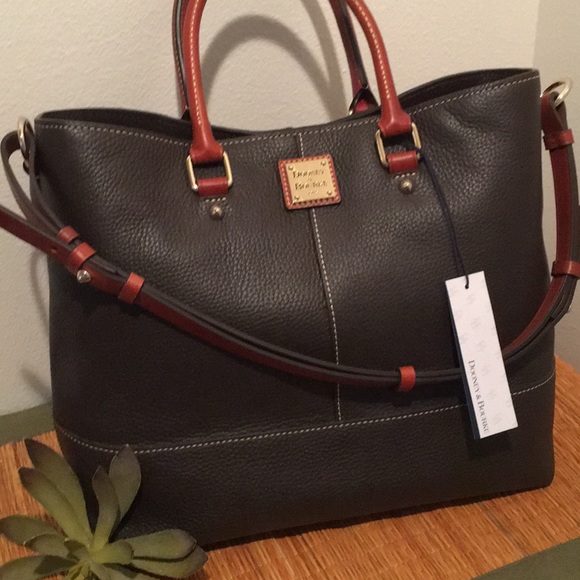 Dooney & Bourke Handbags - 🍫NEW Dooney & Bourke Chelsea Tote / Dark 🍫